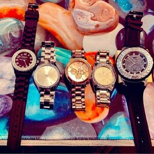 5 watches. Black Silver Gold & Rose gold. Quartz Geneva Lane Bryant 💎